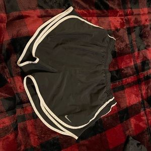 Nike women tempo shorts!